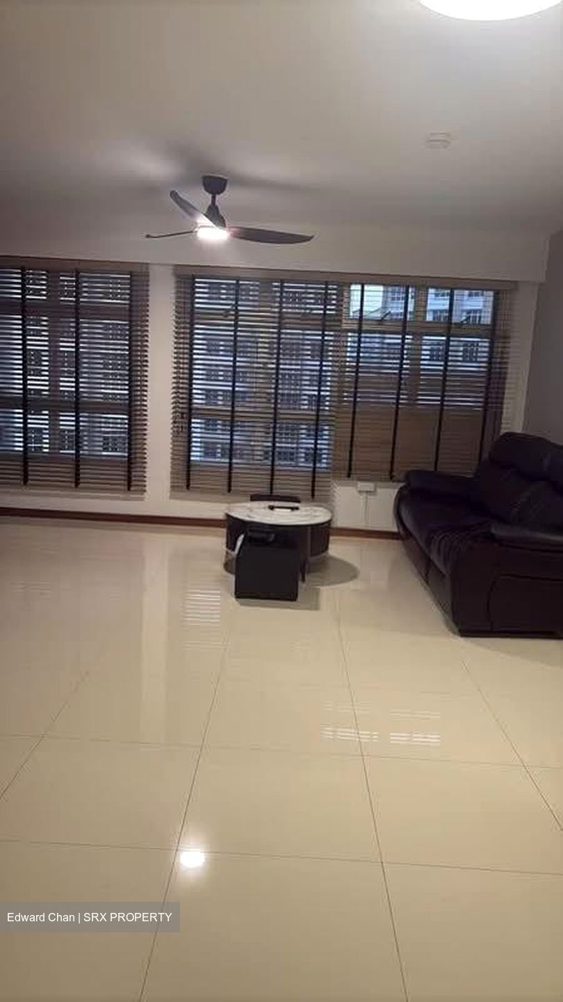 Blk 874D Tampines Greenflora (Tampines), HDB 5 Rooms #600339391